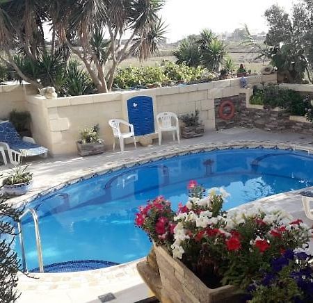 Maxija B&B - Palm Għarb Exterior foto